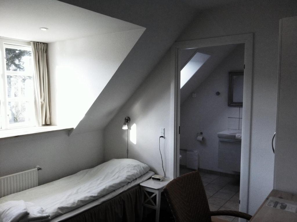 Fangel Kro & Hotel Bellinge Стая снимка